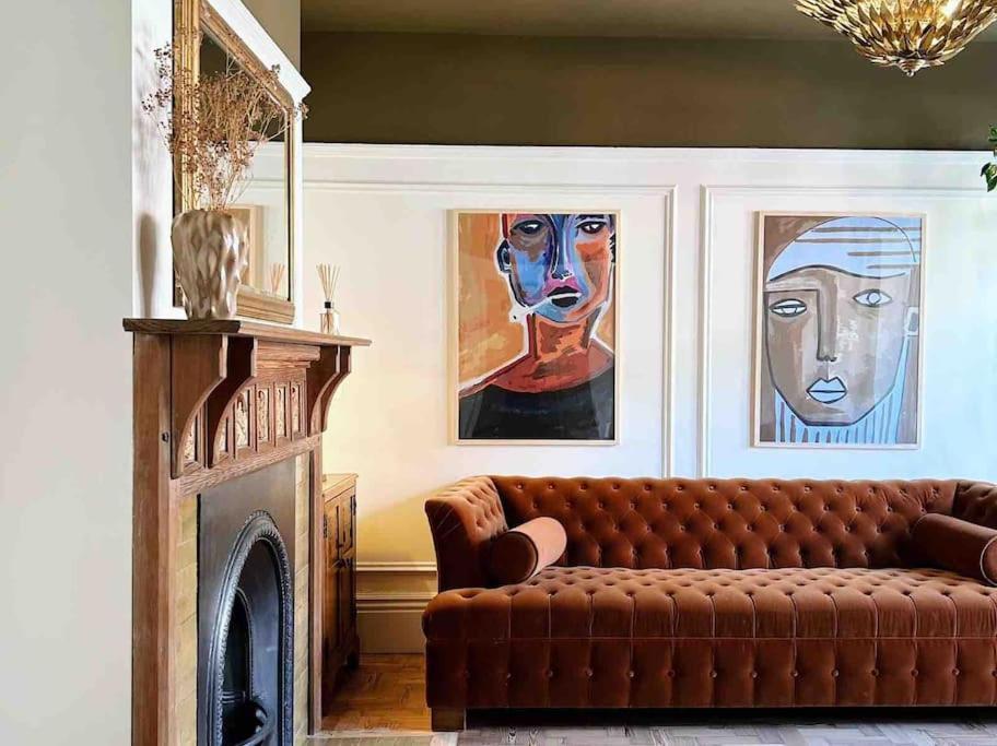 Luxury City Centre Townhouse - Sleeps 6 Честер Экстерьер фото